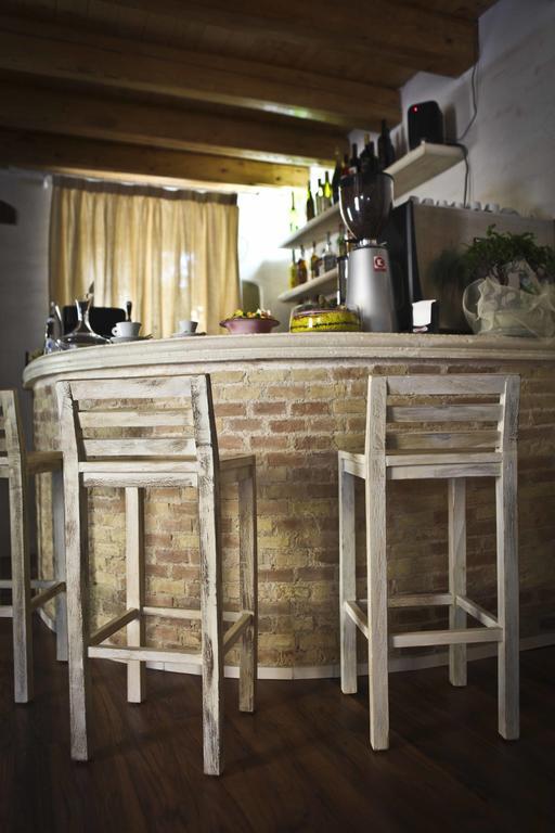 Abas Ristorante Pizzeria Affittacamere Ales Zewnętrze zdjęcie